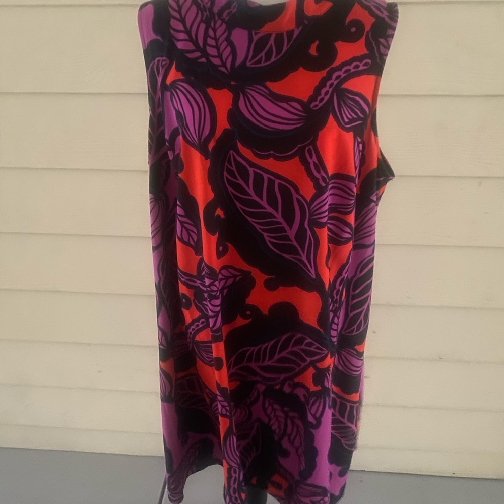 Women’s dress